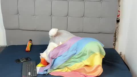 tailor online show from 10-23-25, 03:33