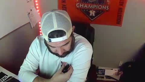 TaintNuzzler online show from 02-09-25, 07:05