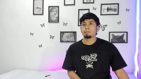 Liam and Juli online show from 01-04-25, 04:33