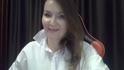 taisialucky77 online show from 12-18-25, 06:36