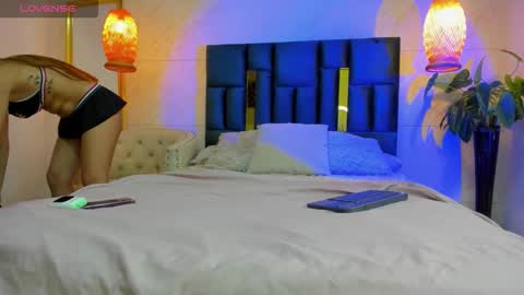 Taissa online show from 12-01-25, 12:43