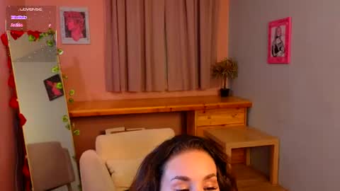 Lizzy online show from 06-10-26, 03:22