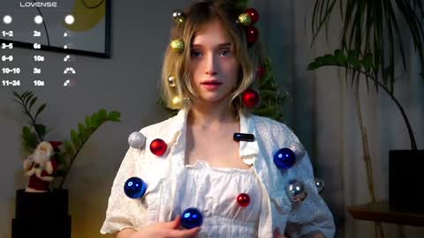 Mia online show from 12-13-24, 07:15