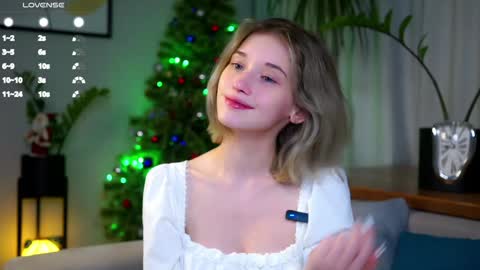 Mia online show from 12-18-24, 01:59