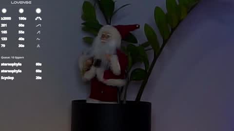 Mia online show from 12-18-24, 08:09