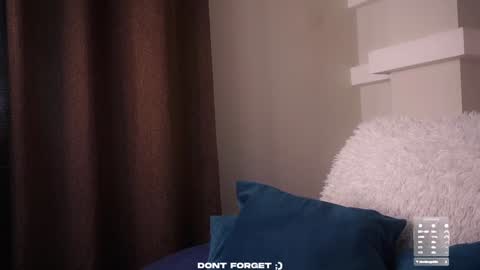 Mia online show from 10-03-25, 07:16