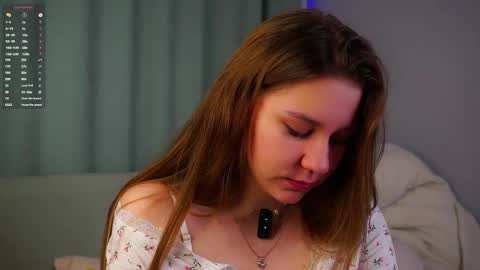Molly online show from 05-07-26, 01:44