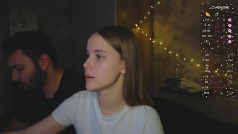 Snapshot of taiti_fox_cub chatting on 11-20-25, 06:40 taiti_fox_cub online show from 11-20-25, 06:40