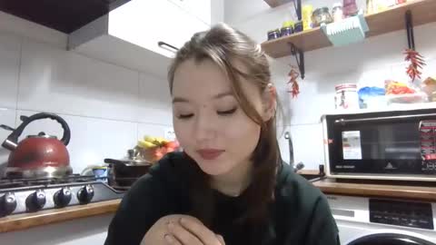 Lily online show from 12-14-25, 02:55