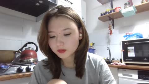 Lily online show from 12-18-25, 02:12