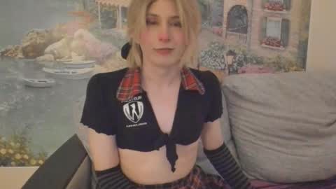 Snapshot of taka_s_paintroom chatting on 04-02-26, 04:21 Taka online show from 04-02-26, 04:21
