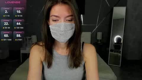 Sasha online show from 10-14-25, 01:50