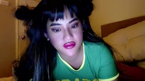 Snapshot of takemeinheaven1 chatting on 12-11-24, 03:05 Lena online show from 12-11-24, 03:05