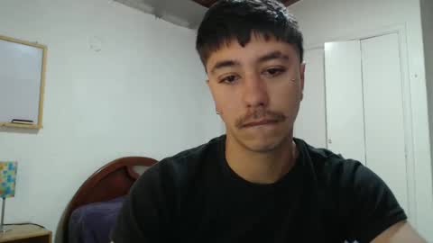 Snapshot of talhi_ chatting on 12-28-24, 02:32 talhi_ online show from 12-28-24, 02:32