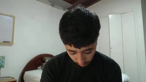 Snapshot of talhi_ chatting on 12-29-24, 02:10 talhi_ online show from 12-29-24, 02:10