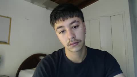 Snapshot of talhi_ chatting on 12-29-24, 05:33 talhi_ online show from 12-29-24, 05:33