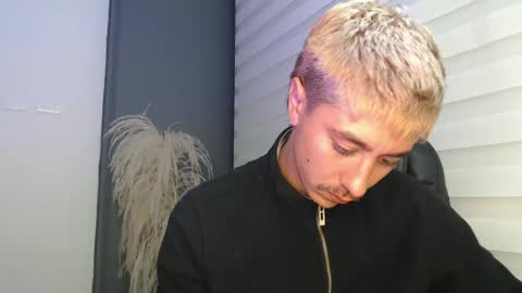 Snapshot of talhi_ chatting on 02-05-25, 04:37 talhi_ online show from 02-05-25, 04:37