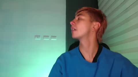 Snapshot of talhi_ chatting on 02-09-25, 11:57 talhi_ online show from 02-09-25, 11:57