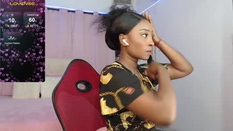 taliana  modelo independiente online show from 01-07-25, 12:24