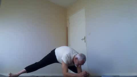 Jack Pierrot online show from 01-04-25, 08:17