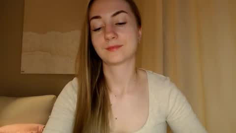  Kira  online show from 12-14-24, 09:18