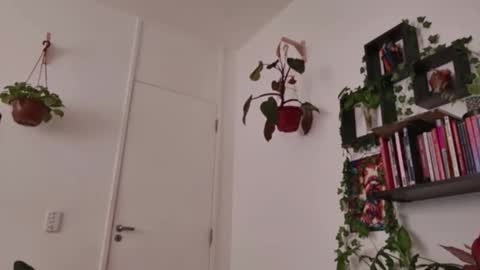 Snapshot of talimajid chatting on 02-10-26, 02:32 Tali Majid online show from 02-10-26, 02:32