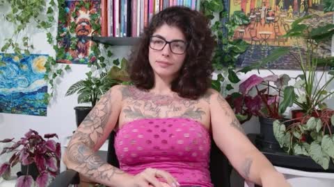 Snapshot of talimajid chatting on 03-26-26, 10:21 Tali Majid online show from 03-26-26, 10:21