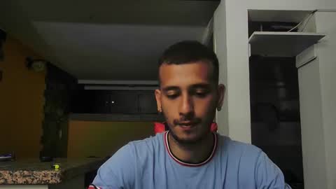 talktome4 online show from 05-05-26, 02:30
