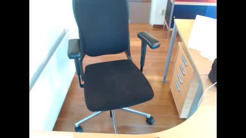 Tall daddy online show from 04-29-26, 05:11