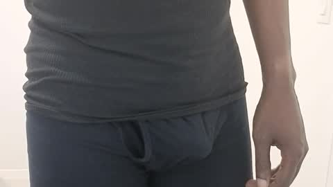 Snapshot of tall_shy_ chatting on 11-17-25, 09:48 tall and shy guy online show from 11-17-25, 09:48