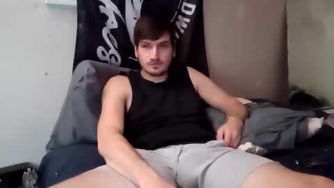 tallerandhandsomer online show from 12-14-25, 11:26