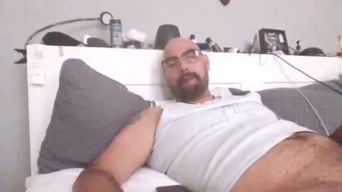 Snapshot of talllatino310 chatting on 06-05-26, 09:42 talllatino310 online show from 06-05-26, 09:42