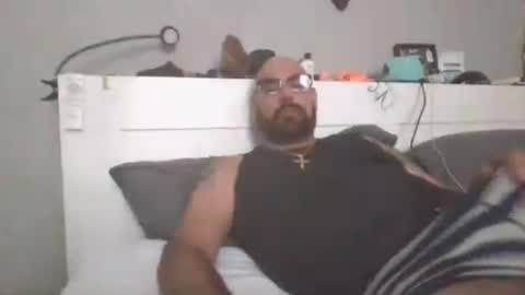 Snapshot of talllatino310 chatting on 07-19-26, 04:33 talllatino310 online show from 07-19-26, 04:33