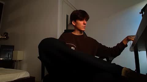 Snapshot of talonwilde chatting on 09-18-25, 05:20 talonwilde online show from 09-18-25, 05:20