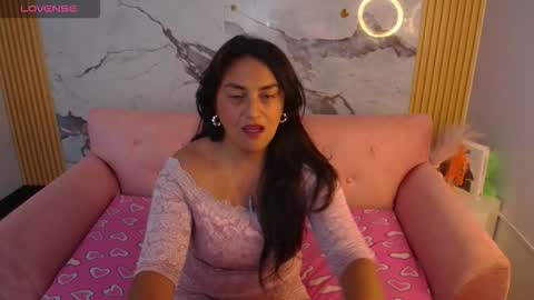 Snapshot of tamara_ch1 chatting on 10-23-25, 02:55 tamara_ch1 online show from 10-23-25, 02:55