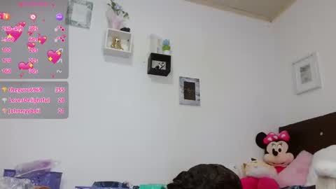 Snapshot of tamara_lemick chatting on 01-11-25, 05:51 Tamara Lemick online show from 01-11-25, 05:51