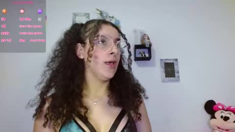 Snapshot of tamara_lemick chatting on 09-30-25, 03:06 Tamara Lemick online show from 09-30-25, 03:06