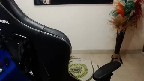Snapshot of tamara_luaren chatting on 03-10-25, 02:17 Tamara online show from 03-10-25, 02:17