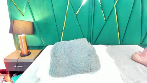 Snapshot of tamara_myller1 chatting on 01-27-25, 03:28 Tamara online show from 01-27-25, 03:28