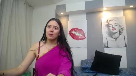 Snapshot of tamara_priya chatting on 07-15-26, 11:37 Tamara online show from 07-15-26, 11:37