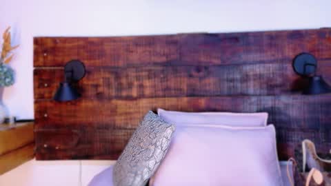 Snapshot of tamara_sanz1 chatting on 03-21-26, 10:09 online show from 03-21-26, 10:09