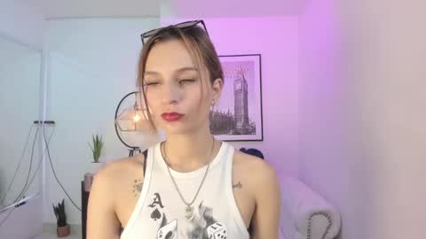 Tamara online show from 12-15-24, 04:18