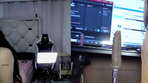 Snapshot of tamaraa_3 chatting on 11-16-25, 04:07 TAMARA online show from 11-16-25, 04:07