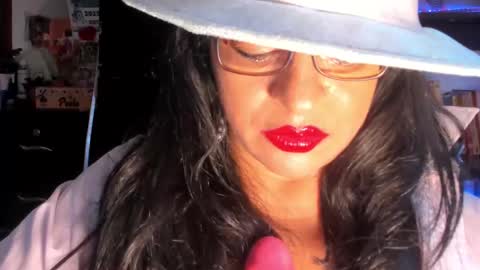 Tamara Aniston online show from 02-14-25, 06:19
