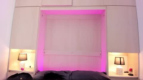 Tami online show from 02-06-25, 05:51