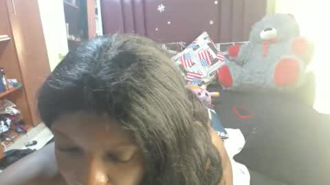 Snapshot of tamela_1 chatting on 04-14-26, 05:02 tamela online show from 04-14-26, 05:02