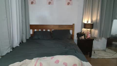 Kylie online show from 01-13-26, 05:57