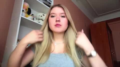 Amy online show from 02-08-26, 06:06