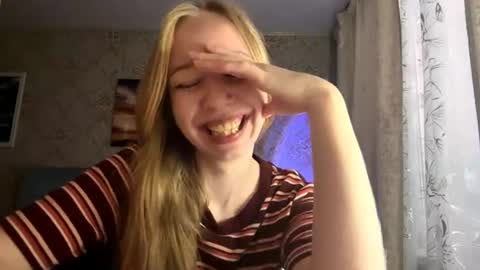 Snapshot of tammiglembocki chatting on 06-27-26, 12:22 Jenny online show from 06-27-26, 12:22
