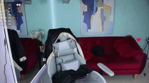 Tammy online show from 02-25-25, 03:42